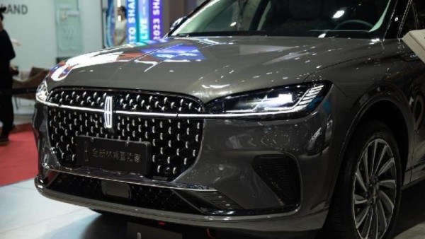 同为30万级豪华SUV，全新林肯冒险家和奥迪Q3谁是你的所爱？