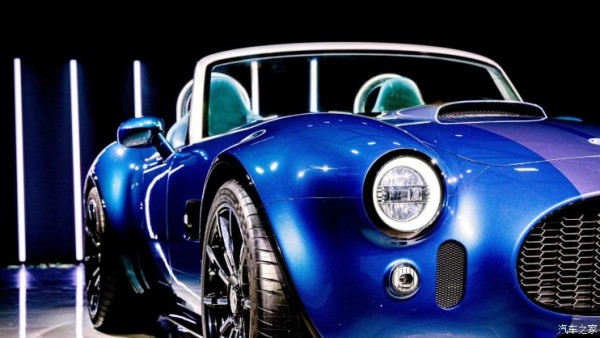 年产250台 AC Cobra GT Roadster首发